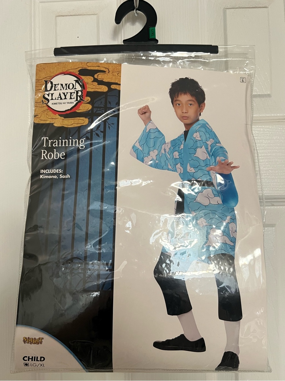Spirit Halloween x Demon Slayer Tanjiro Kamado Training Haori Robe Cosplay
